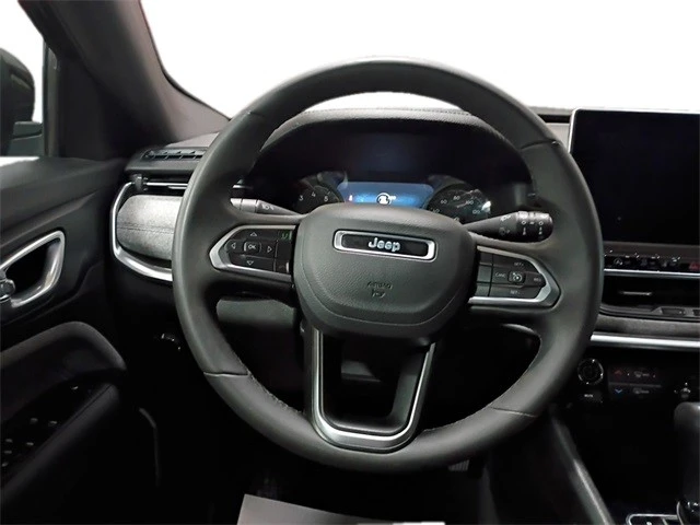 2024 Jeep Compass - Image 20 of 21