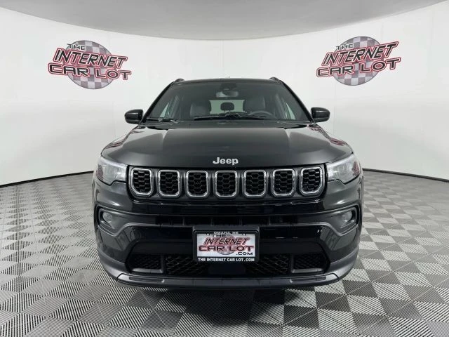 2024 Jeep Compass - Image 2 of 21