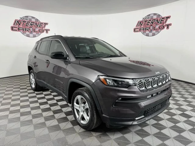 2024 Jeep Compass - Image 9 of 21