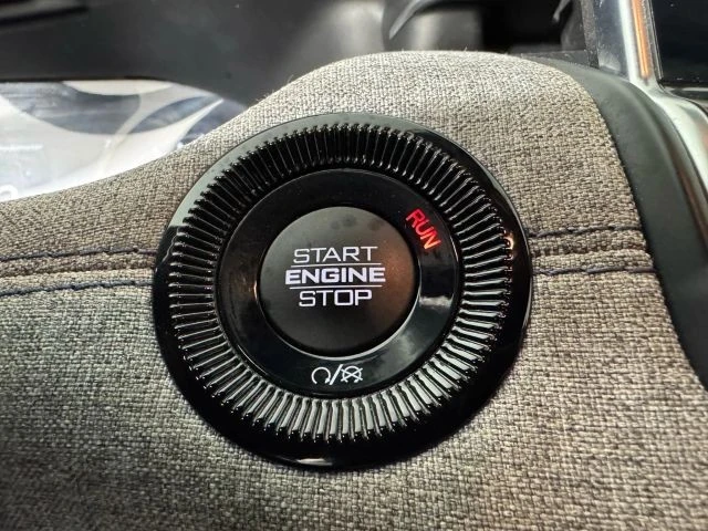2024 Jeep Compass - Image 17 of 21