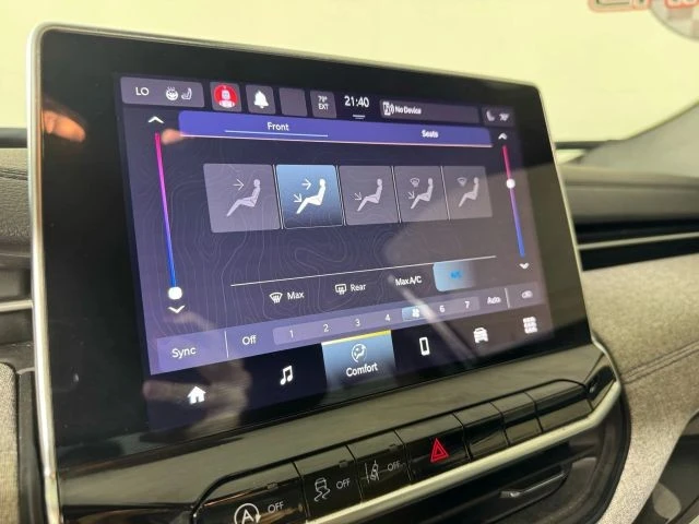 2024 Jeep Compass - Image 20 of 21
