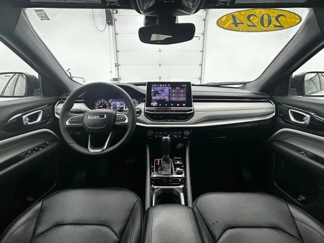 2024 Jeep Compass - Image 2 of 12