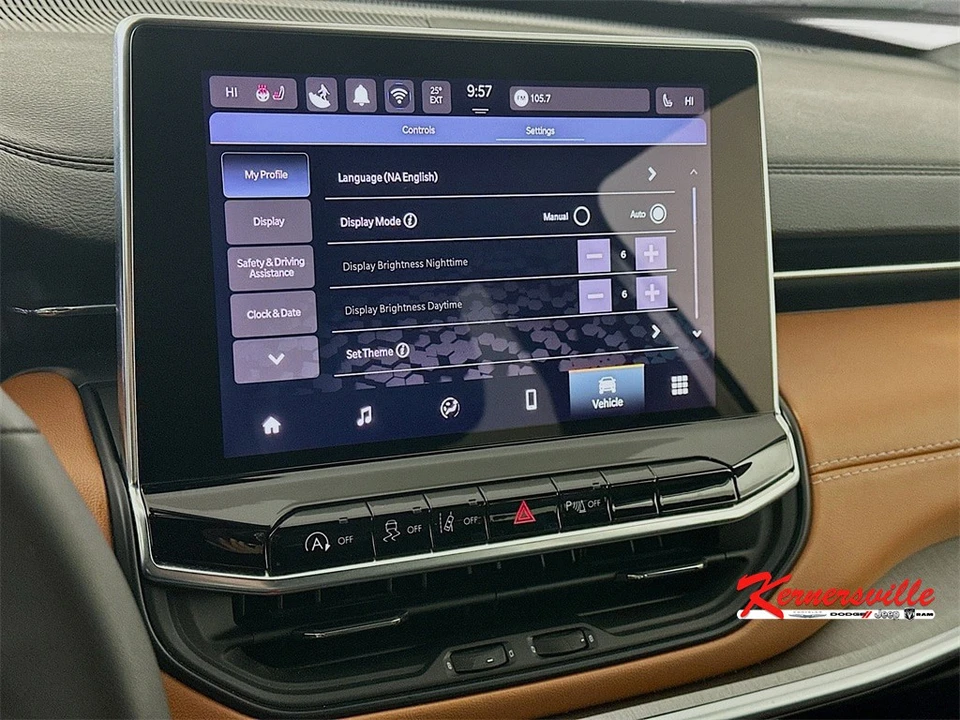 2024 Jeep Compass - Image 19 of 21