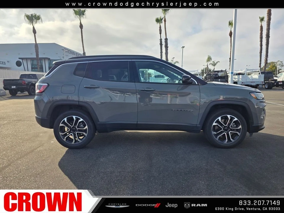 2024 Jeep Compass - Image 8 of 12