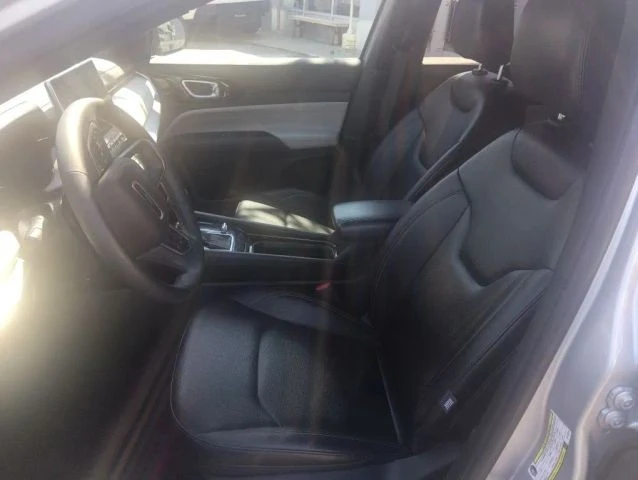 2024 Jeep Compass - Image 7 of 12