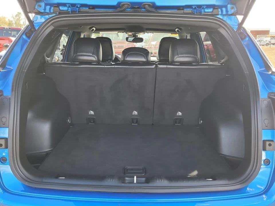 2024 Jeep Compass - Image 9 of 12
