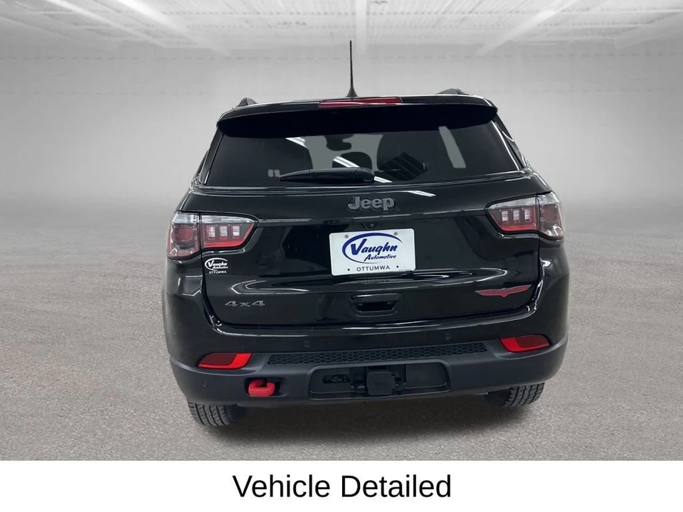 2024 Jeep Compass - Image 11 of 12