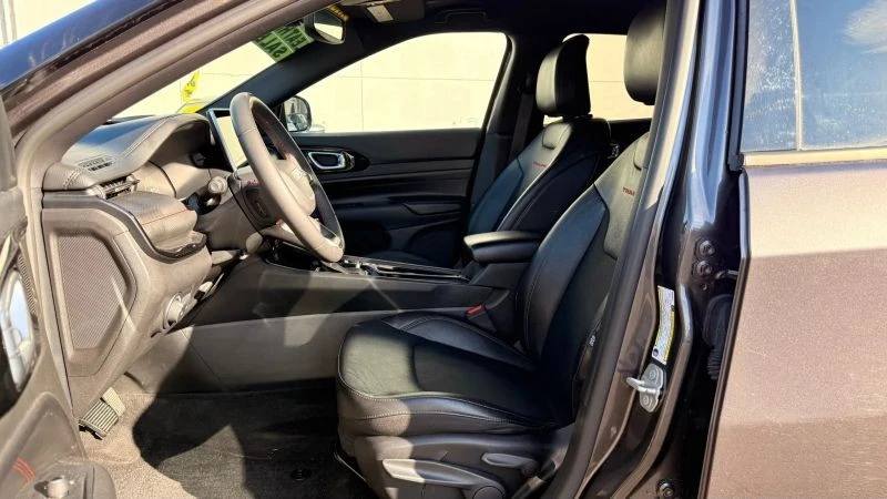 2024 Jeep Compass - Image 12 of 12