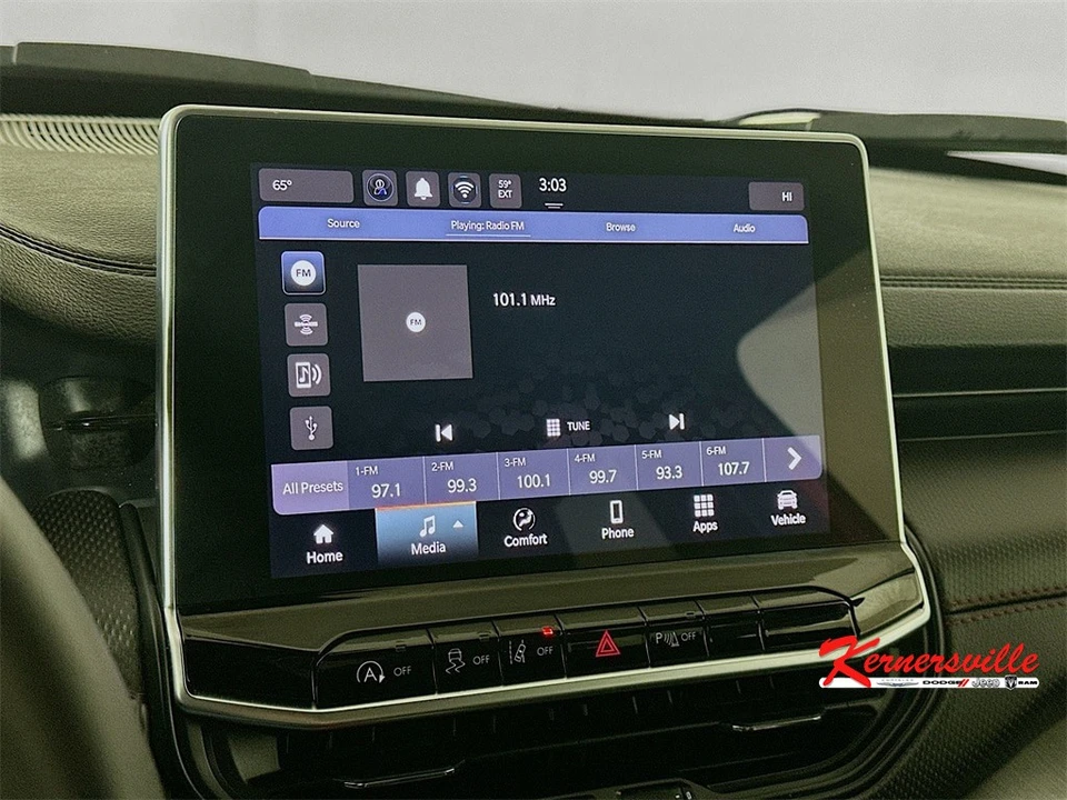 2024 Jeep Compass - Image 17 of 21