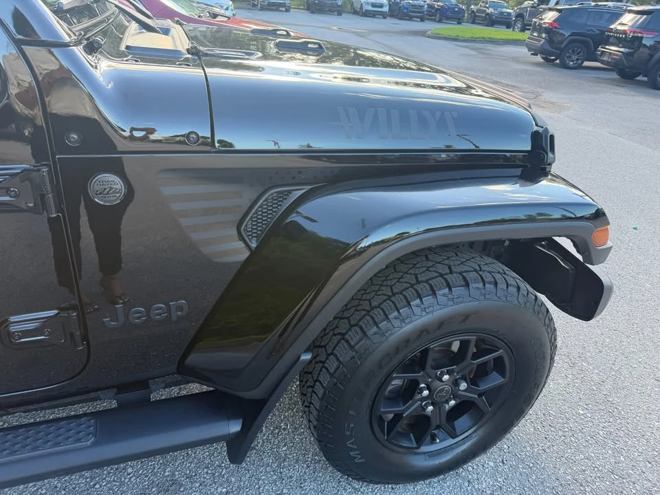 2024 Jeep JT Gladiator - Image 2 of 5