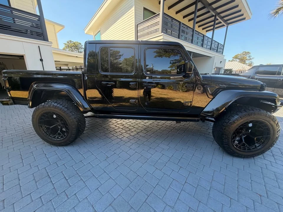 2024 Jeep JT Gladiator - Image 4 of 10