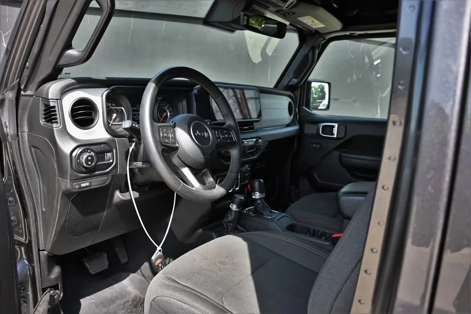 2024 Jeep JT Gladiator - Image 16 of 20