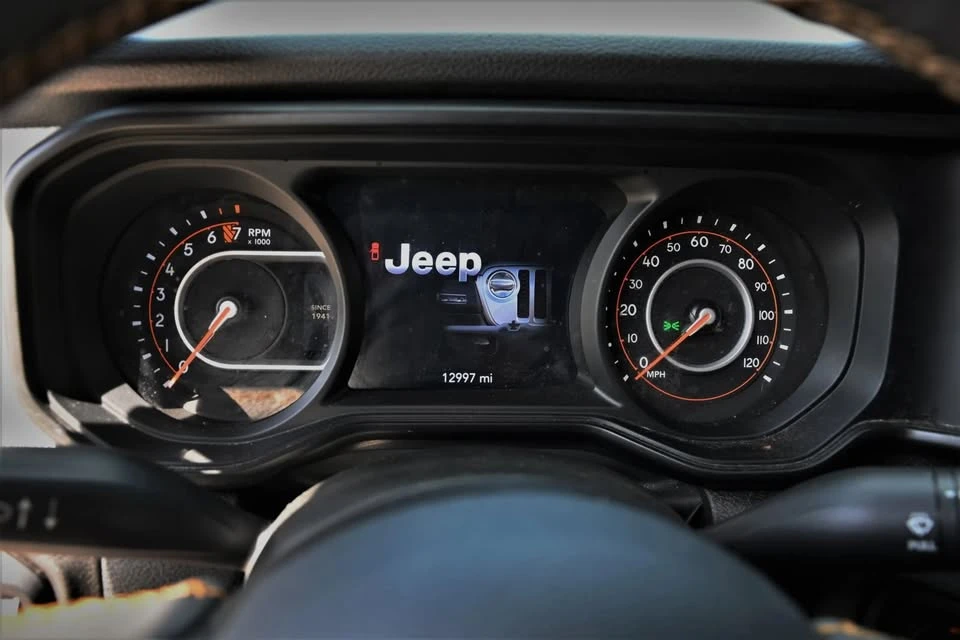 2024 Jeep JT Gladiator - Image 12 of 20
