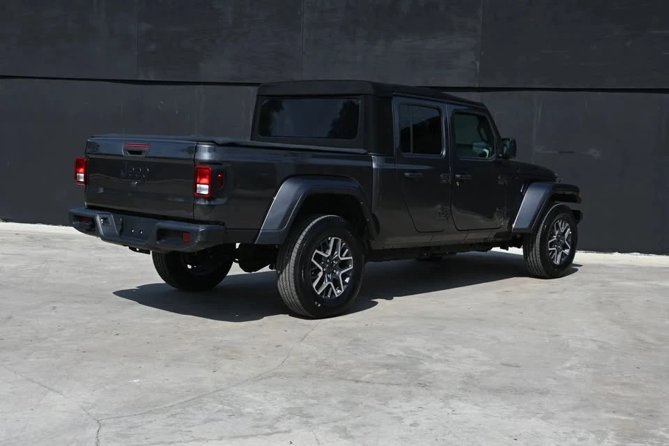 2024 Jeep JT Gladiator - Image 7 of 20