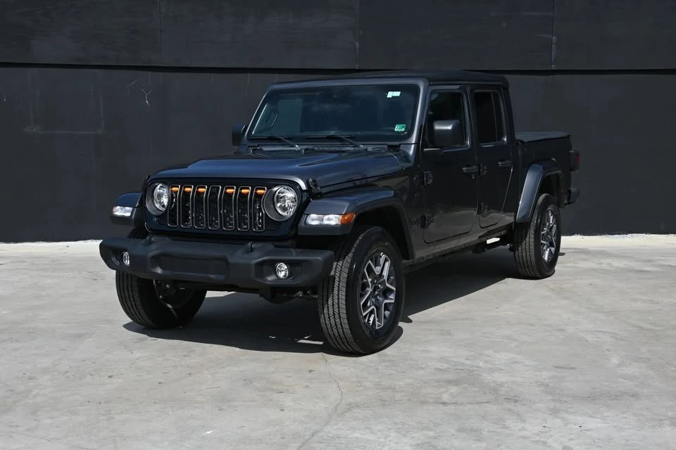 2024 Jeep JT Gladiator - Image 2 of 20