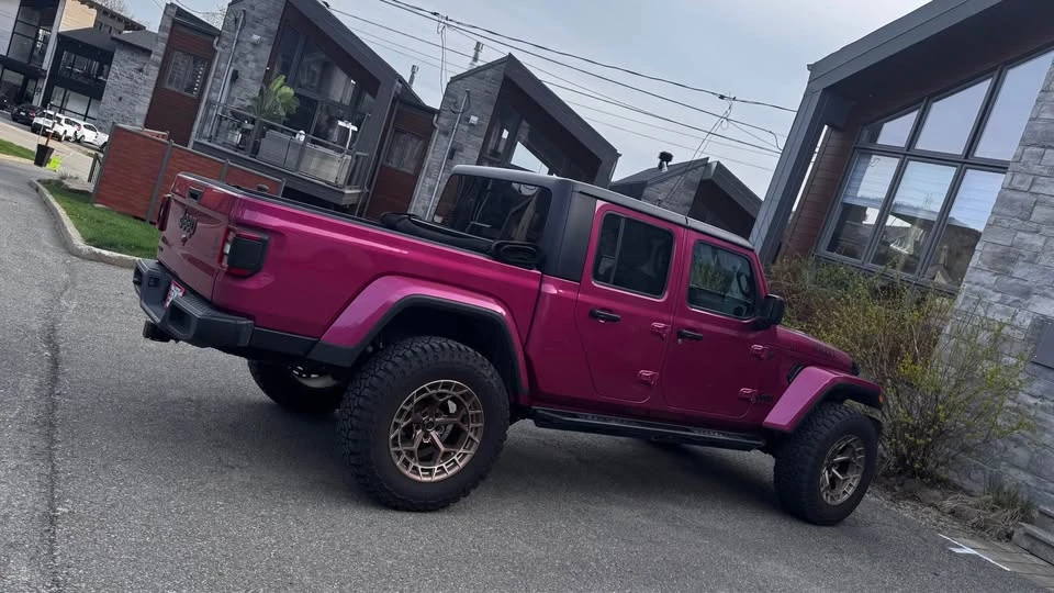 2024 Jeep JT Gladiator - Image 4 of 13