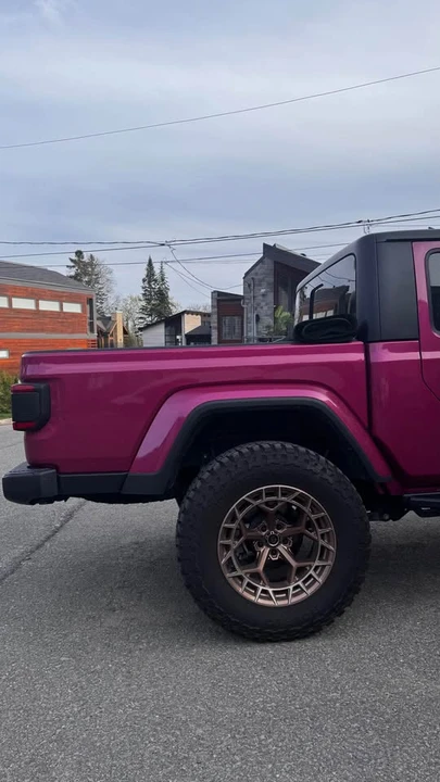 2024 Jeep JT Gladiator - Image 3 of 13