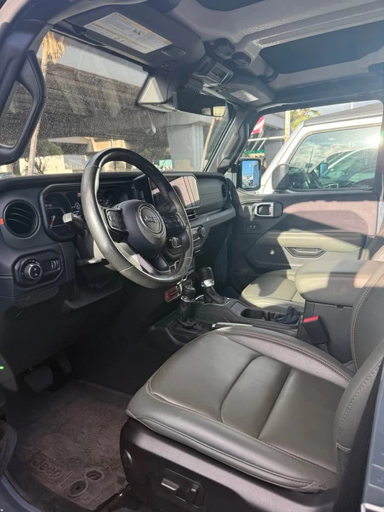 2024 Jeep JT Gladiator - Image 6 of 15