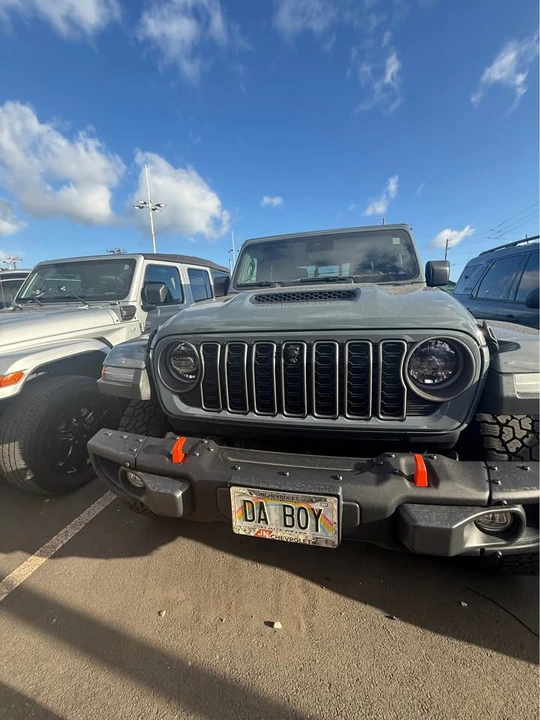 2024 Jeep JT Gladiator - Image 2 of 15