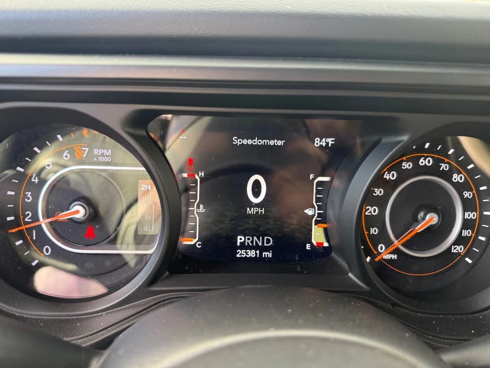 2024 Jeep JT Gladiator - Image 9 of 15