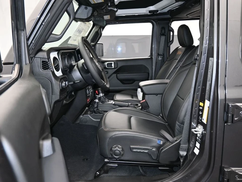 2024 Jeep JT Gladiator - Image 10 of 21