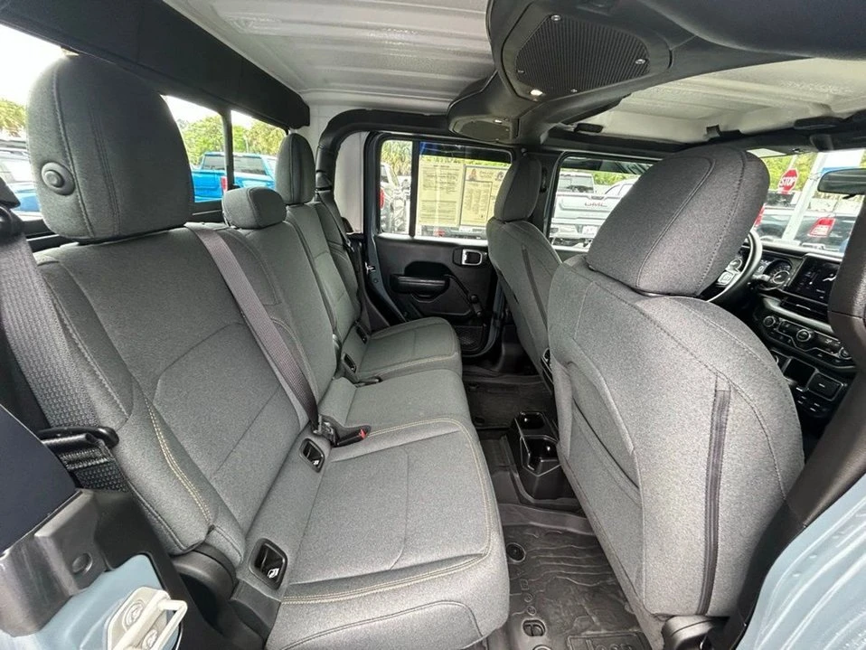2024 Jeep JT Gladiator - Image 20 of 20