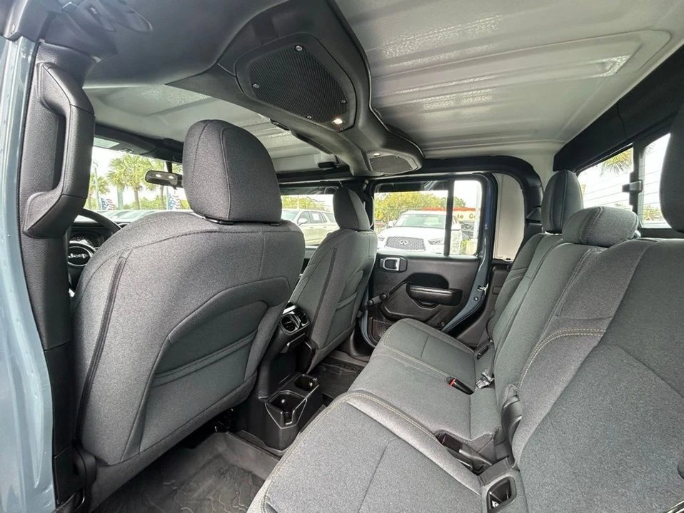 2024 Jeep JT Gladiator - Image 13 of 20