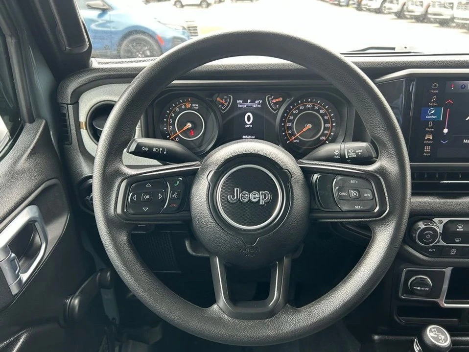 2024 Jeep JT Gladiator - Image 16 of 20