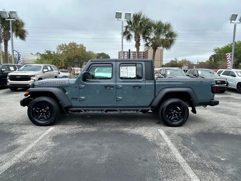 2024 Jeep JT Gladiator - Image 2 of 20