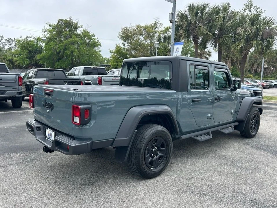 2024 Jeep JT Gladiator - Image 5 of 20