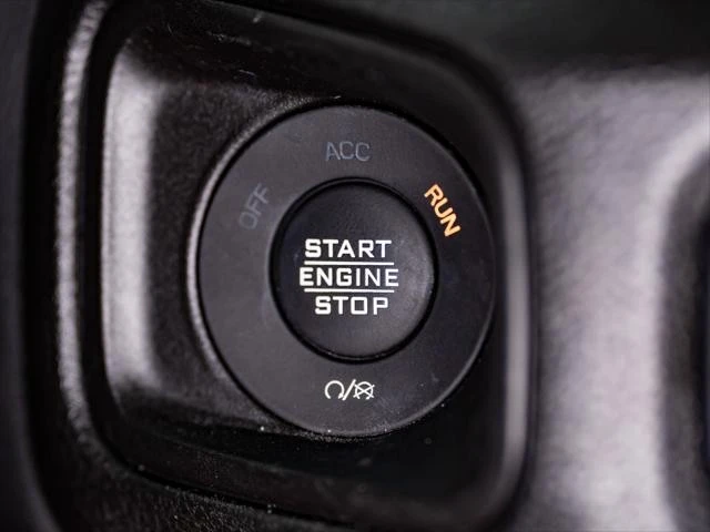 2024 Jeep JT Gladiator - Image 17 of 31