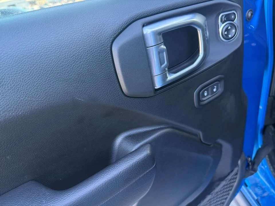 2024 Jeep JT Gladiator - Image 11 of 20