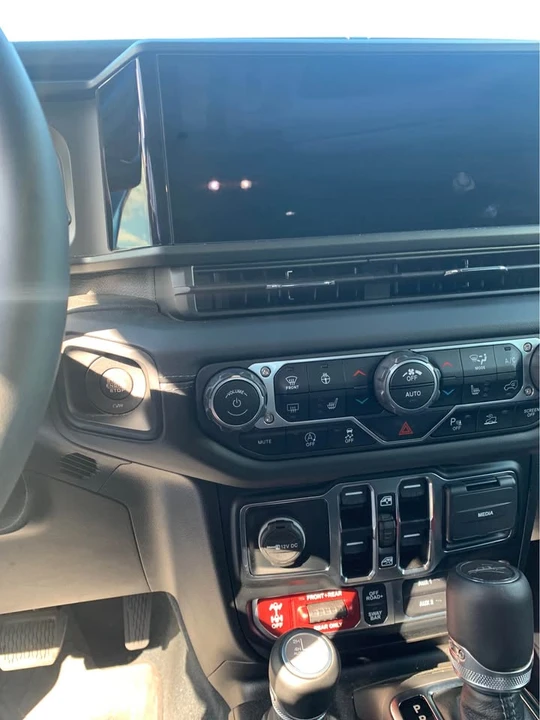 2024 Jeep JT Gladiator - Image 9 of 9
