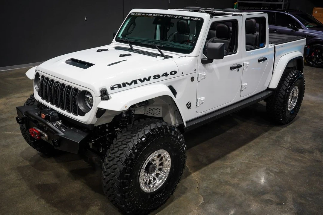 2024 Jeep JT Gladiator - Image 29 of 31