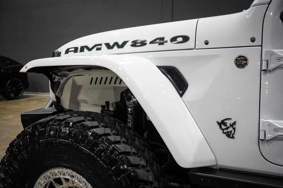 2024 Jeep JT Gladiator - Image 9 of 31