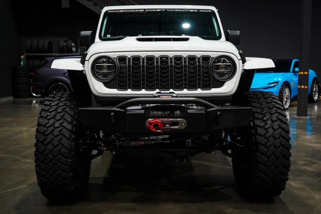 2024 Jeep JT Gladiator - Image 24 of 31