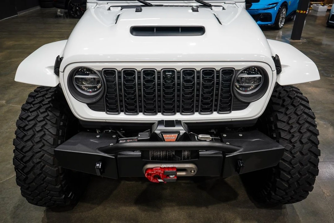 2024 Jeep JT Gladiator - Image 25 of 31