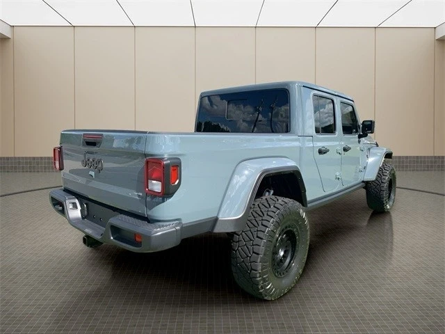 2024 Jeep JT Gladiator - Image 5 of 12