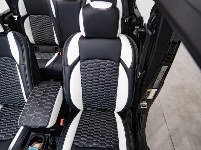 2024 Jeep JT Gladiator - Image 17 of 31