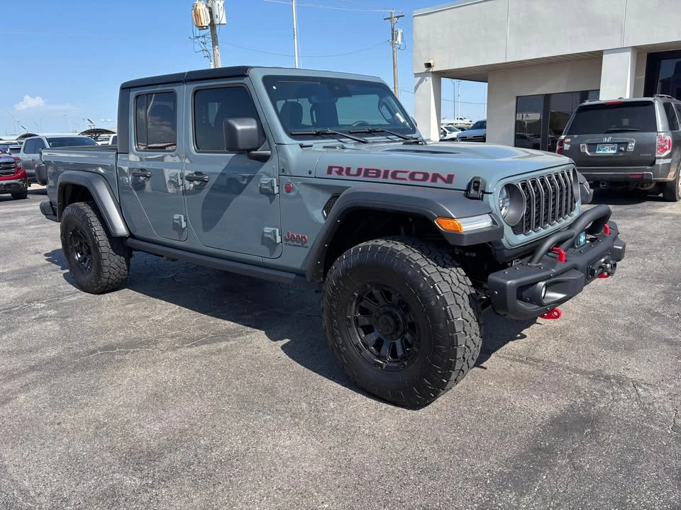 2024 Jeep JT Gladiator - Image 2 of 10