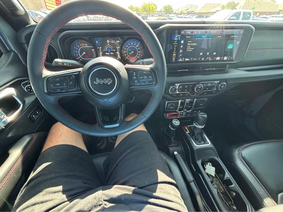 2024 Jeep JT Gladiator - Image 8 of 10