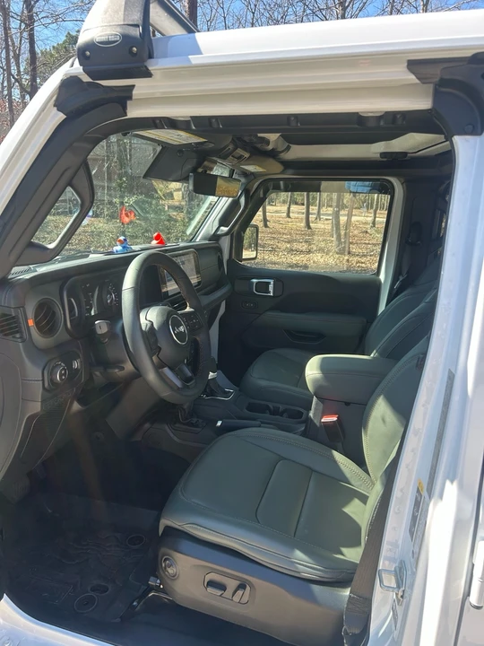 2024 Jeep JT Gladiator - Image 7 of 11