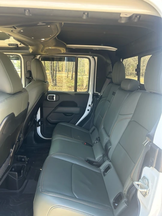 2024 Jeep JT Gladiator - Image 6 of 11