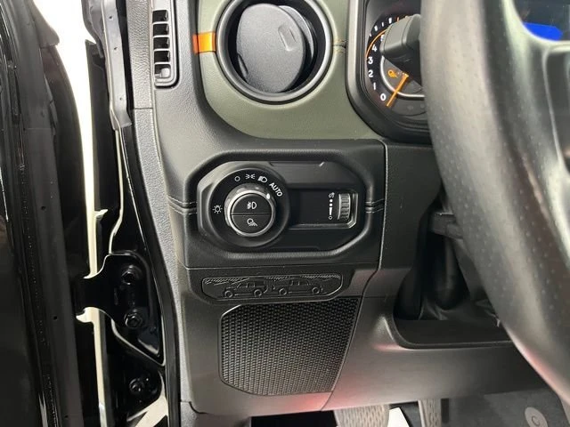 2024 Jeep JT Gladiator - Image 12 of 20