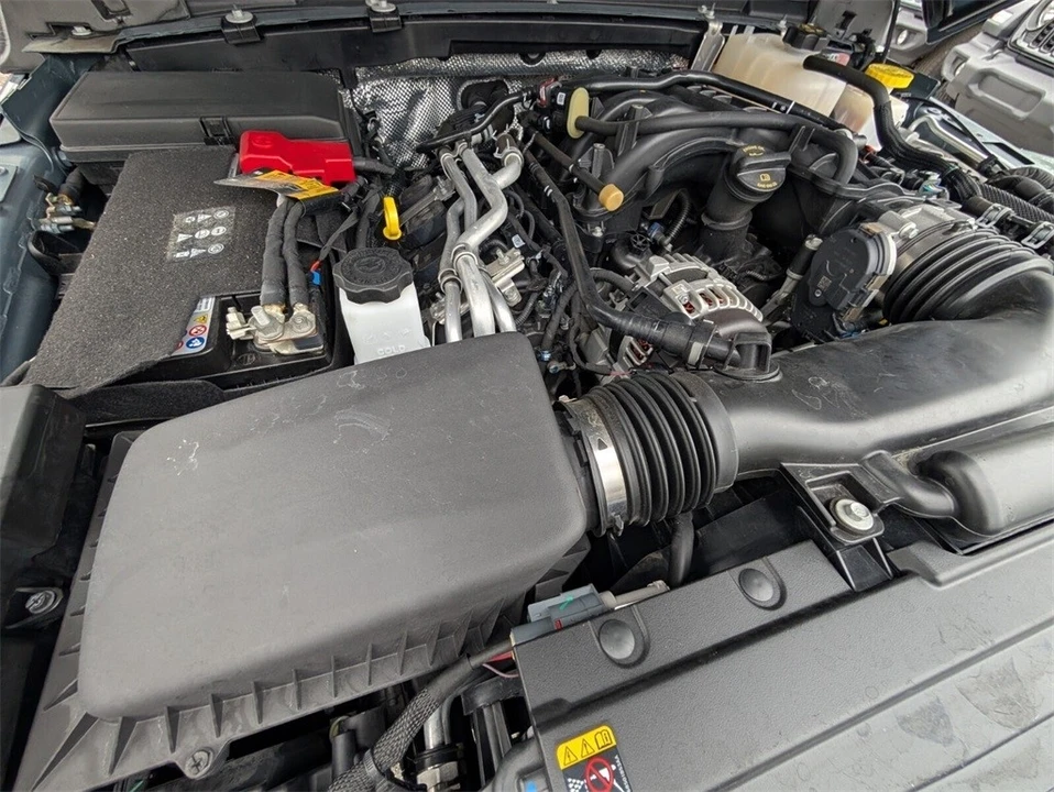 2024 Jeep JT Gladiator - Image 17 of 21