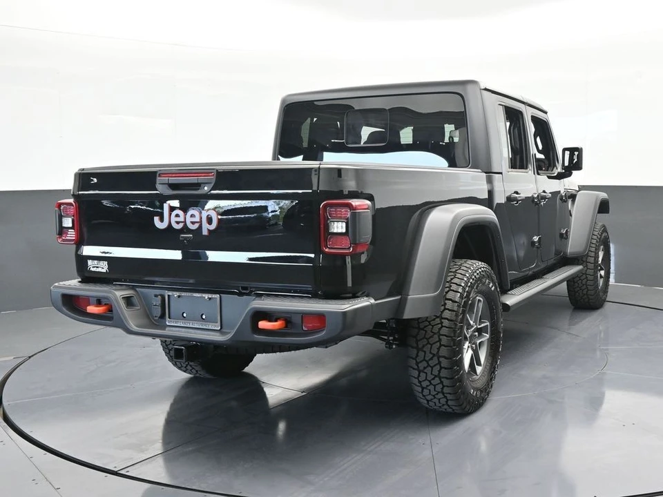 2024 Jeep JT Gladiator - Image 5 of 12