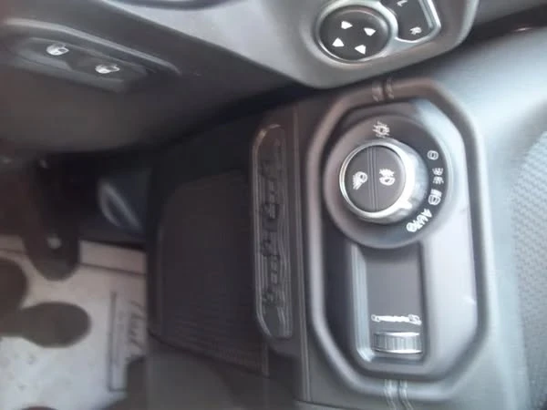 2024 Jeep JT Gladiator - Image 9 of 16