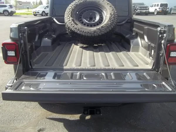 2024 Jeep JT Gladiator - Image 16 of 16