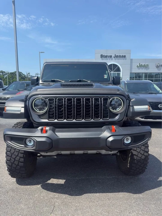 2024 Jeep JT Gladiator - Image 2 of 12