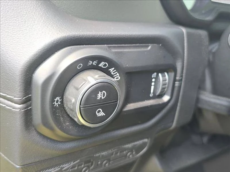 2024 Jeep JT Gladiator - Image 9 of 14